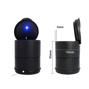 2 Vnesite Prenosni LED Pepelnik Za Avto Black Pepelniki S Pokrovi Valj za Cigarete Pepelnik S Snemljivo Škatla za Shranjevanje