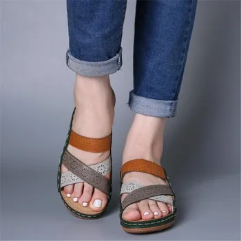 Poletje Roman za ženske sandale 2021 novo barvno ujemanje križ votlih casual velikost dame sandali in natikači ženski čevlji