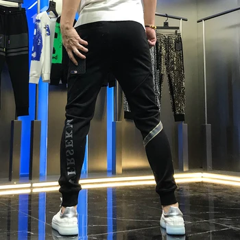 2020 jesenska moda za moške hlače neto rdeče osebno vroče diamond tiskanje sredi pasu čipke majhne noge hlače šport priložnostne hlače
