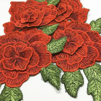 Vroče Prodaje 1Pair Ženske Dekoracijo Novo Sew-na Rdeče Rose Šivanje Obliži DIY Oblačila Dodatki Vezenje Nalepka