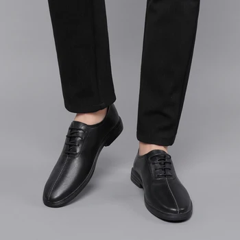 Mens vroče na dihanje čevelj sport mens prodajo superge za prosti čas usnja modne čevlje nositi človek zdrsne novo za Priložnostne loafers črna