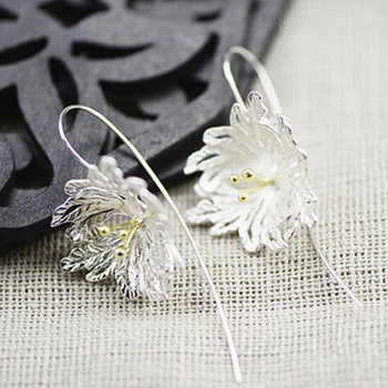 925 Srebro Uhan žice risanje pozlačeni elegantno tri-dimenzionalni cvet eardrop.