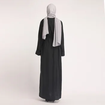 2019 Muslimansko Obleko Ženski Edition Obleko Modne Klasični Črni In Beli vojaški Bližnjem Vzhodu Preplete Točke Vaja Jopico Robe